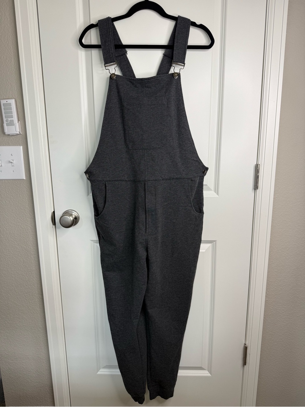 The Great Fantastic Gray Sweatpant Overalls Jogger Leg Adjustable Straps Medium